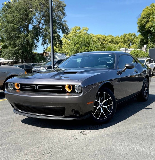 more details - dodge challenger