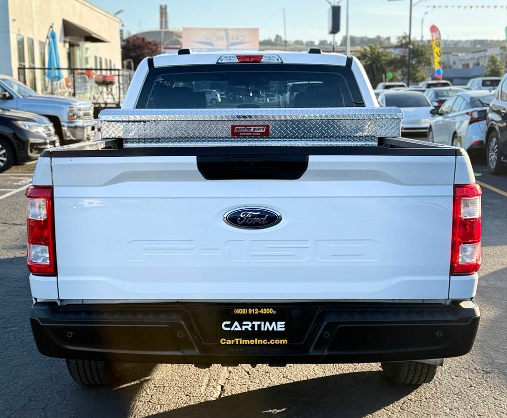 Ford F-150 Vehicle Full-screen Gallery Image 07