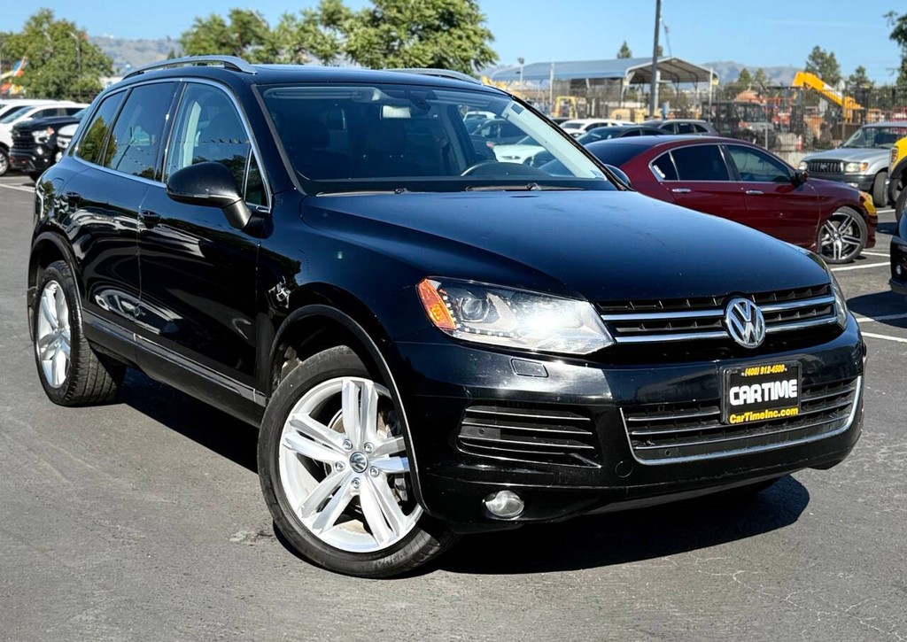 Volkswagen Touareg Vehicle Full-screen Gallery Image 03