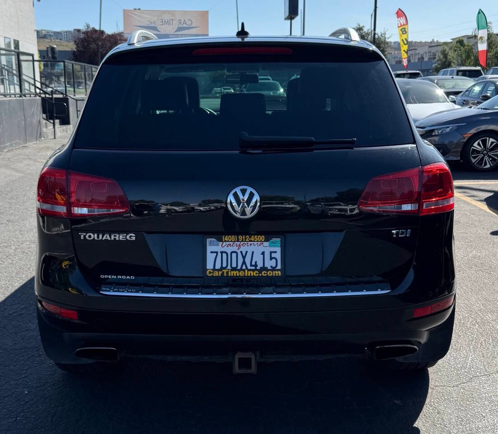 Volkswagen Touareg Vehicle Full-screen Gallery Image 07