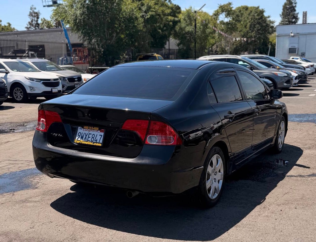 Honda Civic Sedan Vehicle Full-screen Gallery Image 06