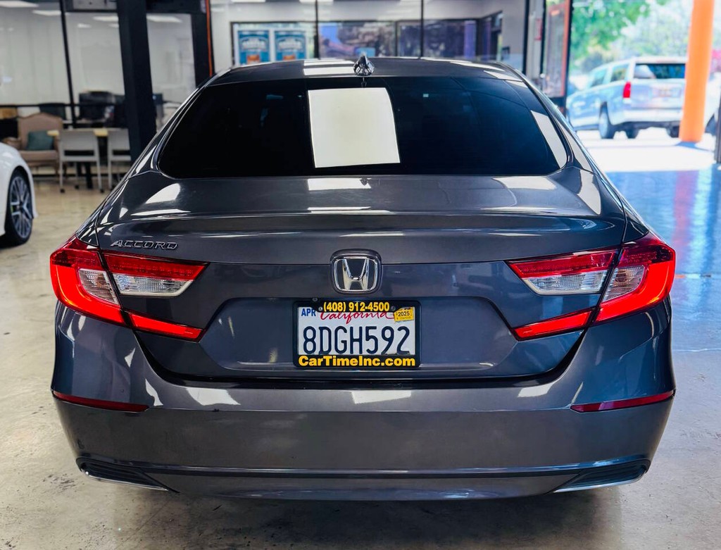 Honda Accord Sedan Vehicle Full-screen Gallery Image 07