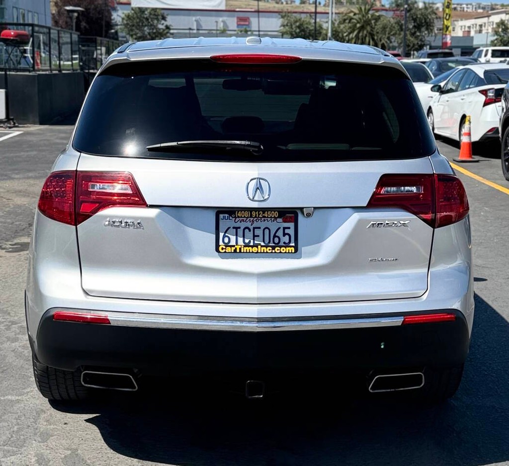 Acura MDX Vehicle Full-screen Gallery Image 16