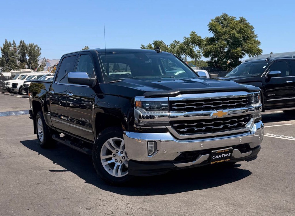 Chevrolet Silverado 1500 Vehicle Full-screen Gallery Image 02