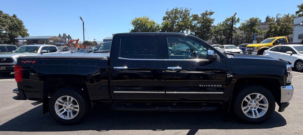 Chevrolet Silverado 1500 Vehicle Full-screen Gallery Image 07