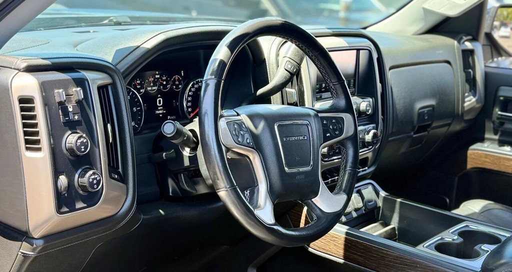 GMC Sierra 1500 Vehicle Full-screen Gallery Image 09