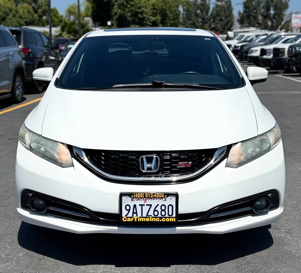 Honda Civic Sedan Vehicle Full-screen Gallery Image 03