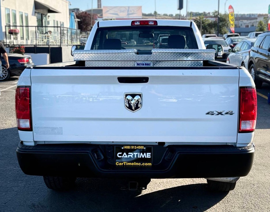 Ram 1500 Vehicle Full-screen Gallery Image 07