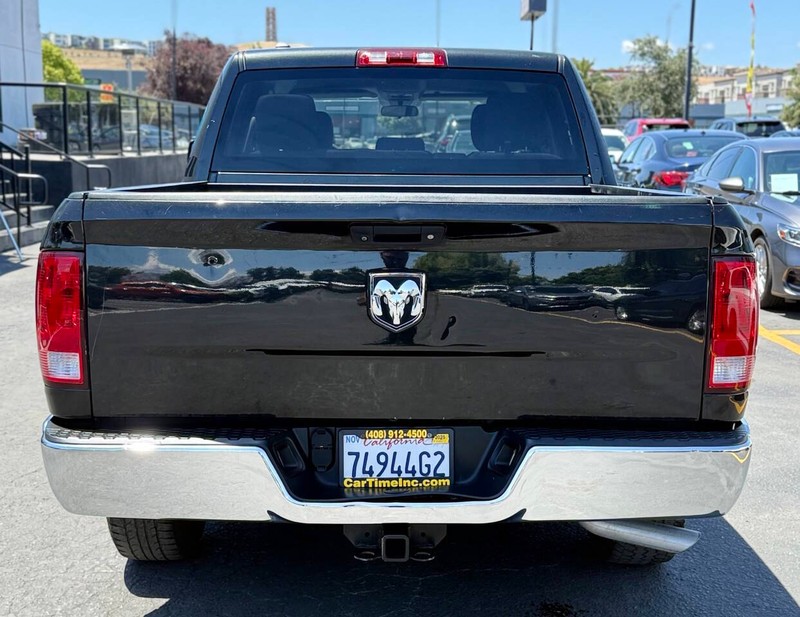Ram 1500 Vehicle Full-screen Gallery Image 08