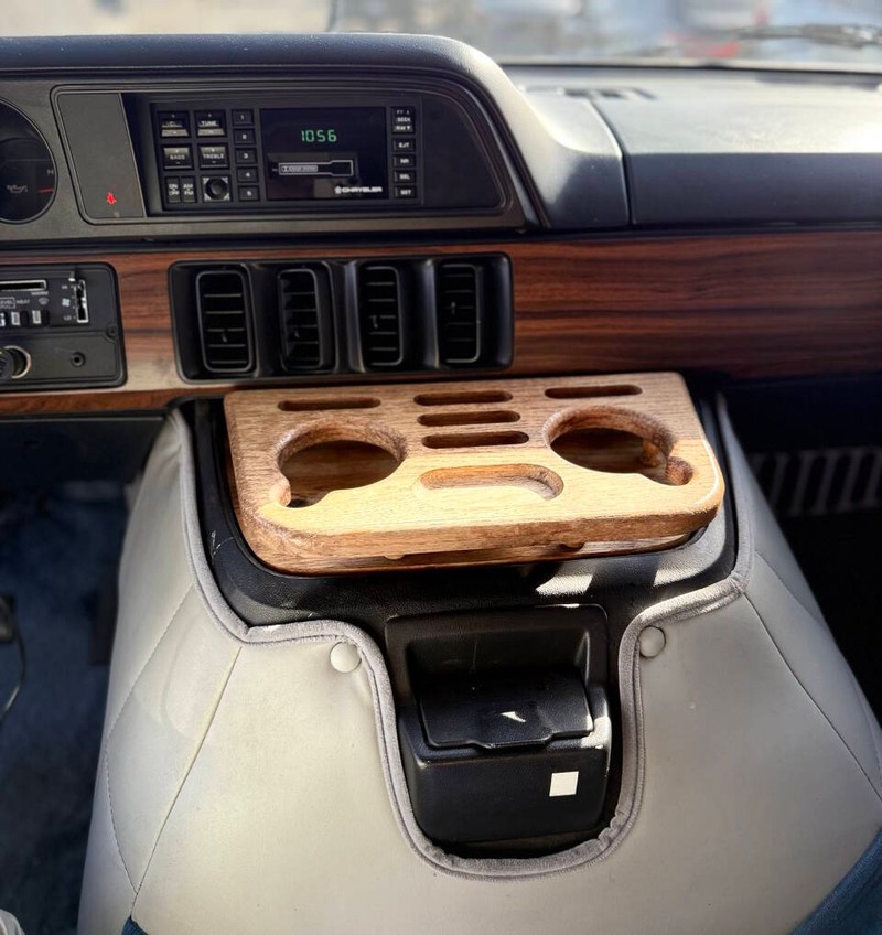 Dodge Ram Van Vehicle Full-screen Gallery Image 11