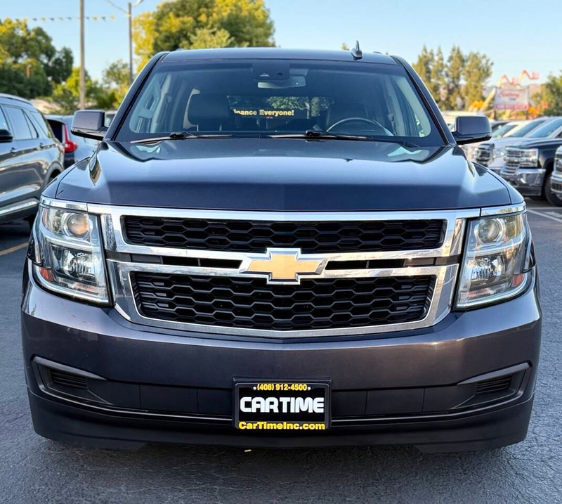 Chevrolet Tahoe Vehicle Full-screen Gallery Image 02