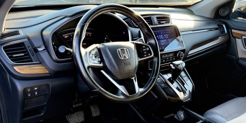 Honda CR-V Vehicle Full-screen Gallery Image 09