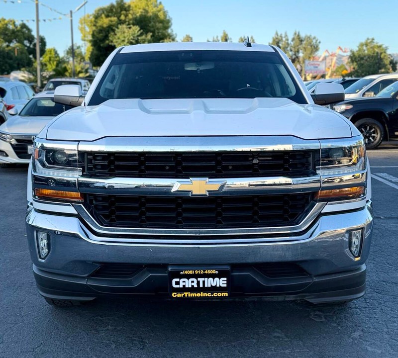 Chevrolet Silverado 1500 Vehicle Full-screen Gallery Image 02