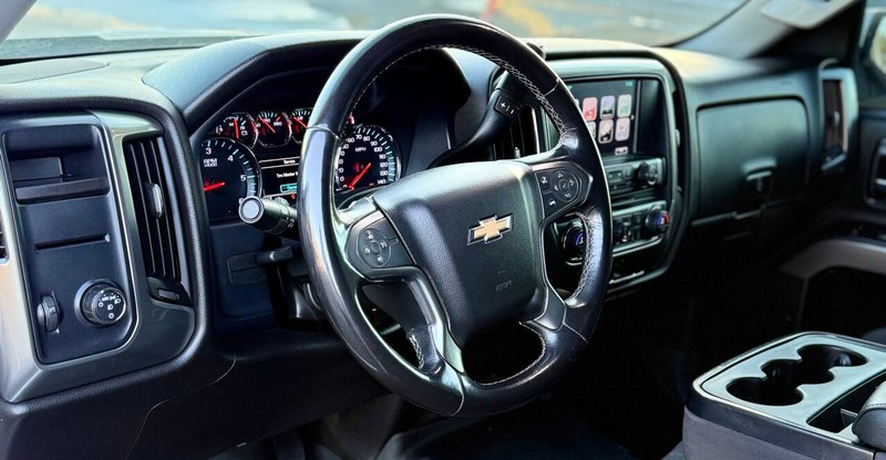 Chevrolet Silverado 1500 Vehicle Full-screen Gallery Image 08