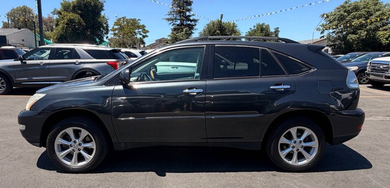 Lexus RX 350 Vehicle Full-screen Gallery Image 07