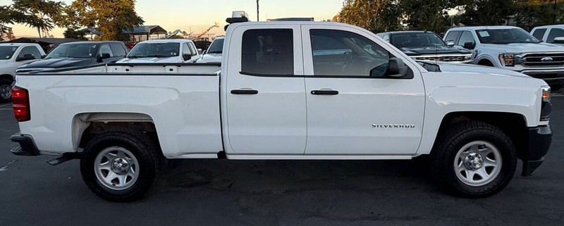 Chevrolet Silverado 1500 Vehicle Full-screen Gallery Image 05