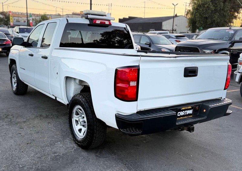 Chevrolet Silverado 1500 Vehicle Full-screen Gallery Image 08