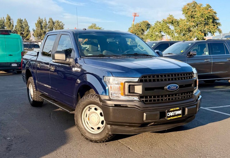 Ford F-150 Vehicle Full-screen Gallery Image 02