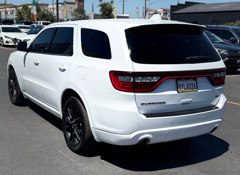 Dodge Durango Vehicle Full-screen Gallery Image 09