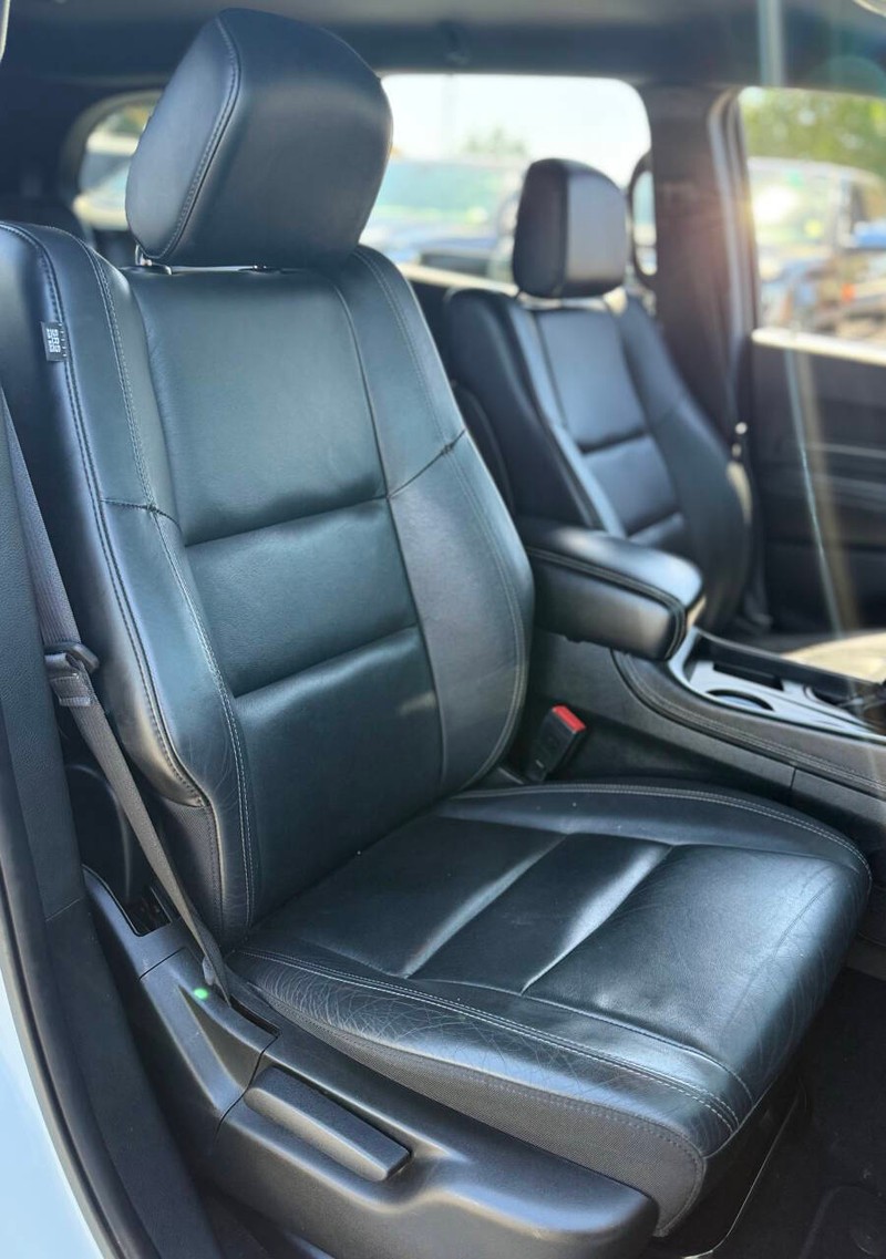 Dodge Durango Vehicle Full-screen Gallery Image 14