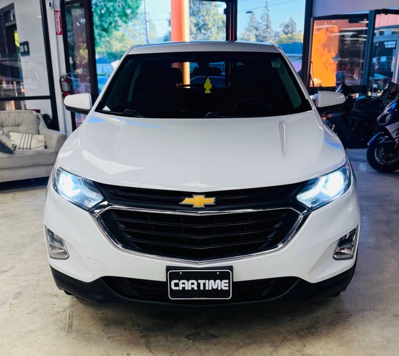 Chevrolet Equinox Vehicle Full-screen Gallery Image 03
