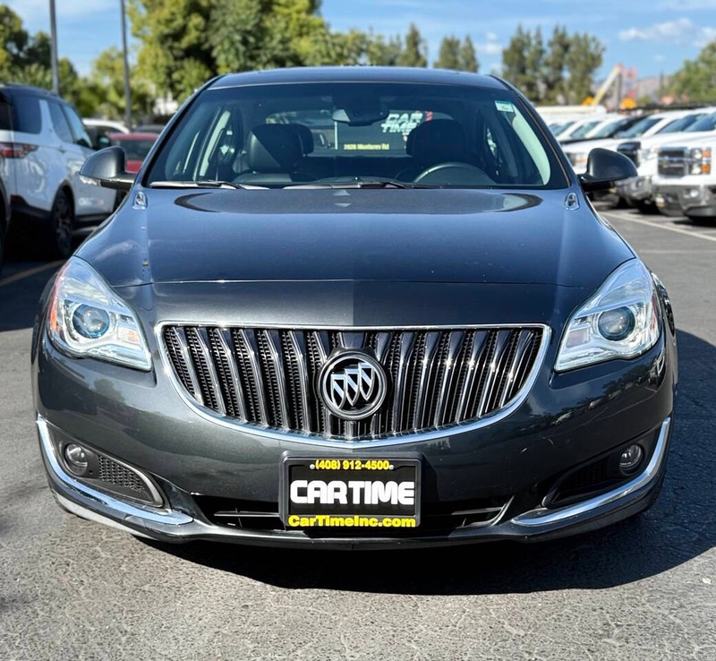 Buick Regal Vehicle Full-screen Gallery Image 02