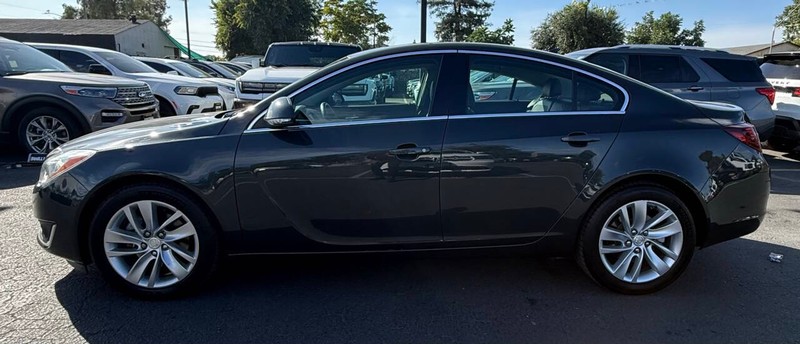 Buick Regal Vehicle Full-screen Gallery Image 04