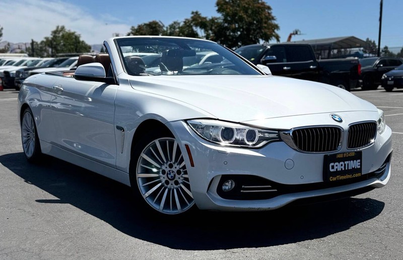 BMW 4 Series Vehicle Full-screen Gallery Image 03