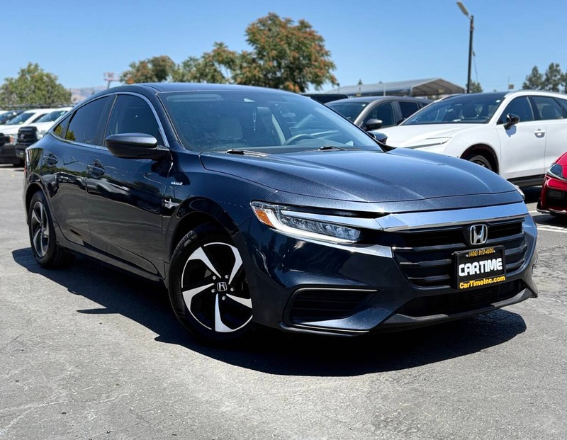 Honda Insight Vehicle Full-screen Gallery Image 03