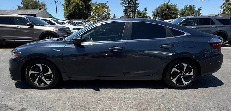 Honda Insight Vehicle Full-screen Gallery Image 04