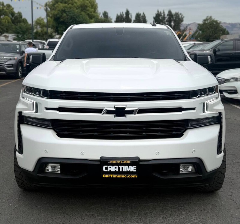 Chevrolet Silverado 1500 Vehicle Full-screen Gallery Image 03