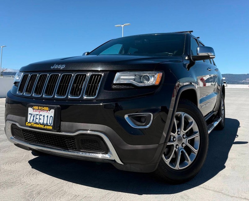 Jeep Grand Cherokee Vehicle Full-screen Gallery Image 02