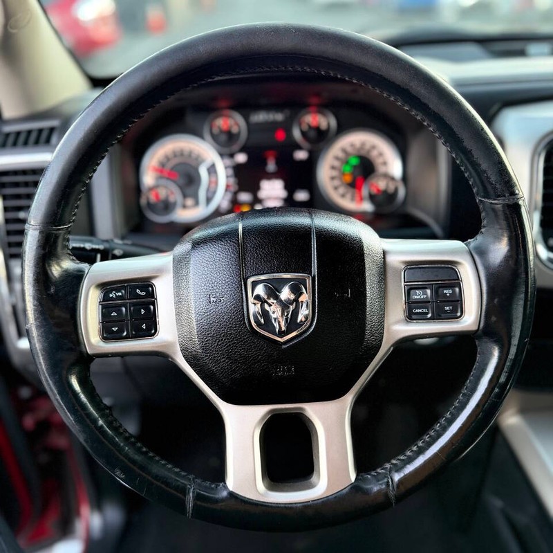 Ram 1500 Vehicle Full-screen Gallery Image 10