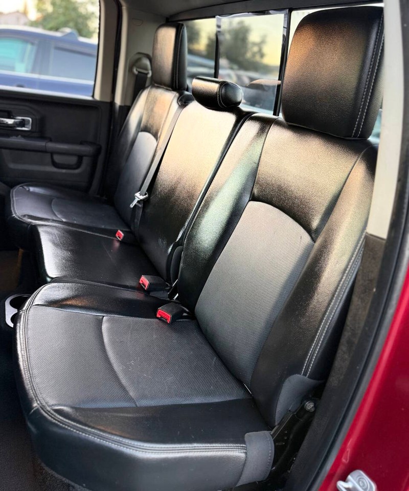 Ram 1500 Vehicle Full-screen Gallery Image 15