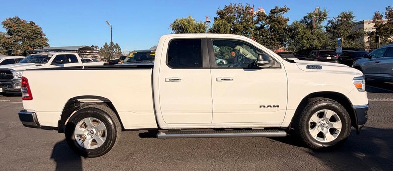 Ram 1500 Vehicle Full-screen Gallery Image 05