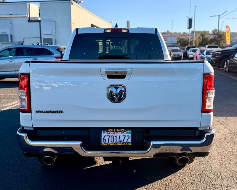 Ram 1500 Vehicle Full-screen Gallery Image 07