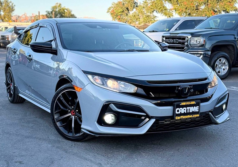 Honda Civic Hatchback Vehicle Full-screen Gallery Image 02
