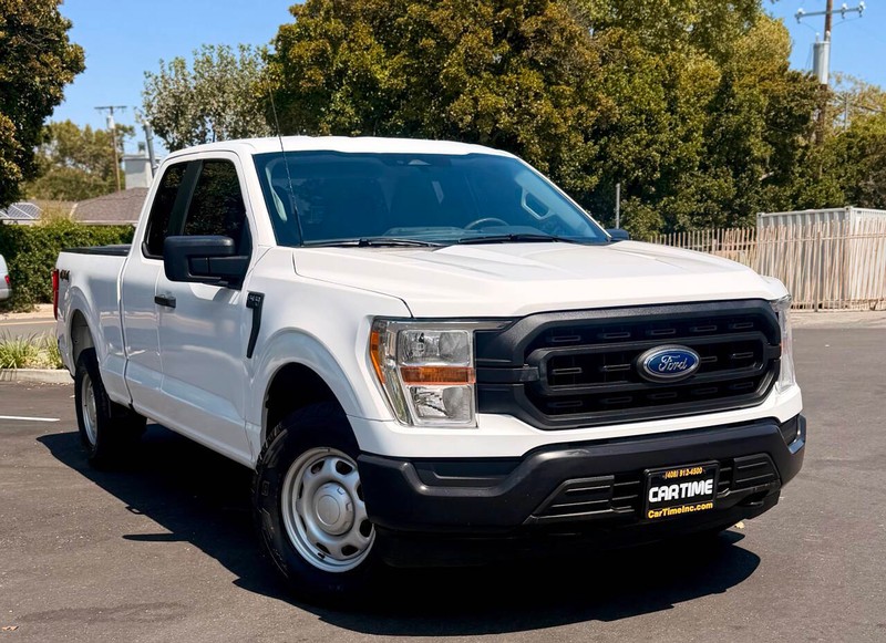Ford F-150 Vehicle Full-screen Gallery Image 02