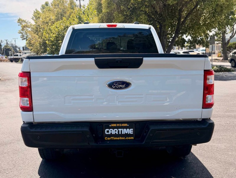 Ford F-150 Vehicle Full-screen Gallery Image 07