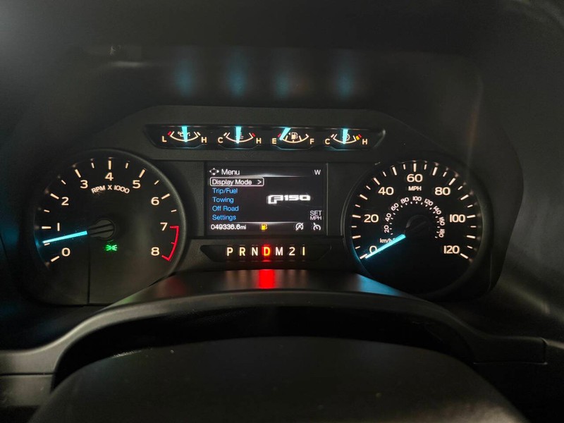 Ford F-150 Vehicle Full-screen Gallery Image 15