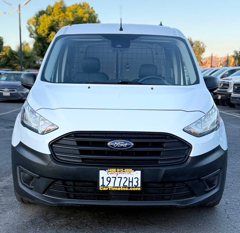 Ford Transit Connect Van Vehicle Full-screen Gallery Image 02
