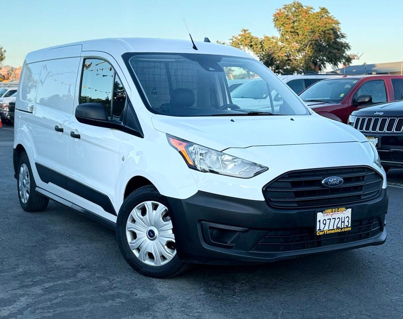Ford Transit Connect Van Vehicle Full-screen Gallery Image 03