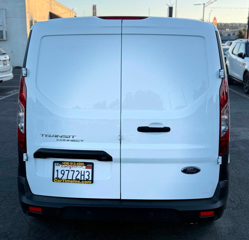 Ford Transit Connect Van Vehicle Full-screen Gallery Image 05