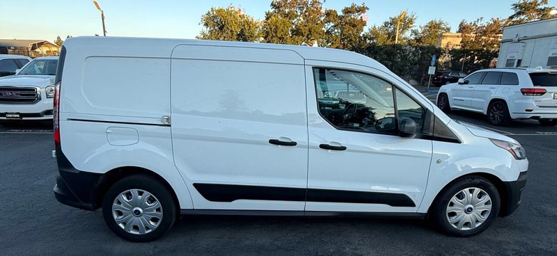 Ford Transit Connect Van Vehicle Full-screen Gallery Image 09