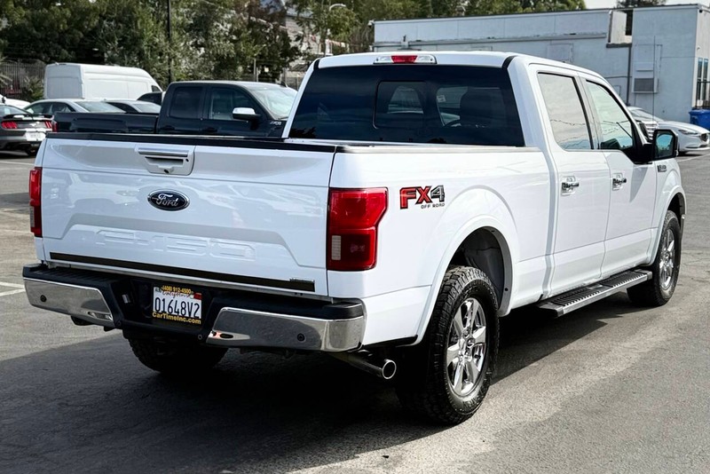 Ford F-150 Vehicle Full-screen Gallery Image 04