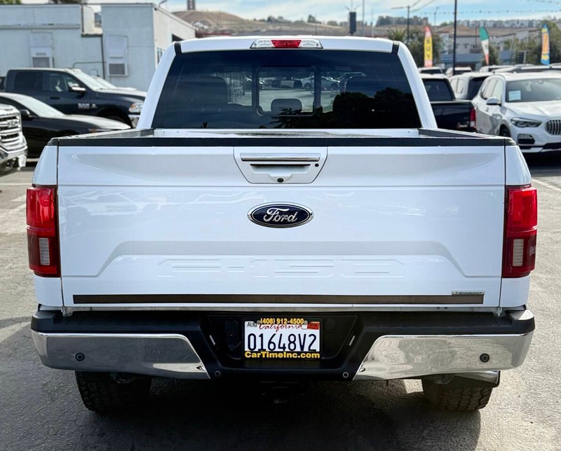 Ford F-150 Vehicle Full-screen Gallery Image 05