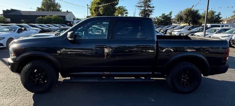 Ram 1500 Vehicle Full-screen Gallery Image 16