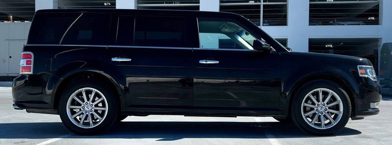 Ford Flex Vehicle Full-screen Gallery Image 06
