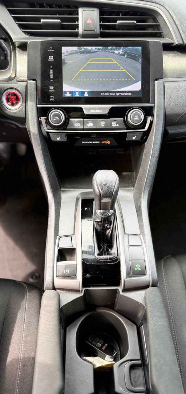 Honda Civic Hatchback Vehicle Full-screen Gallery Image 09