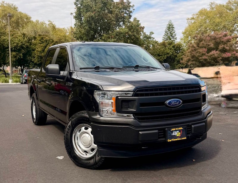 Ford F-150 Vehicle Full-screen Gallery Image 02